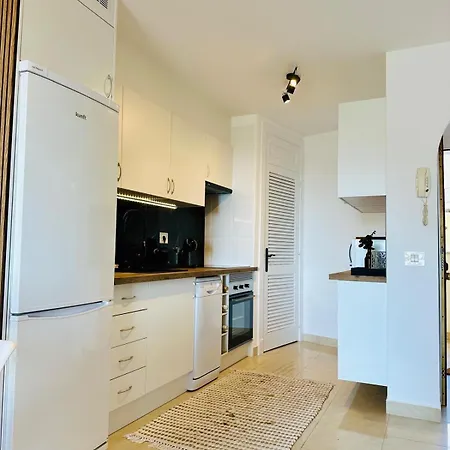 In Playa Paraiso Tenerife