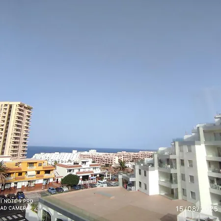 In Playa Paraiso Tenerife * Costa Adeje (Tenerife)