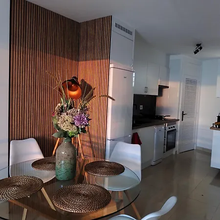 Apartamento In Playa Paraiso Tenerife *